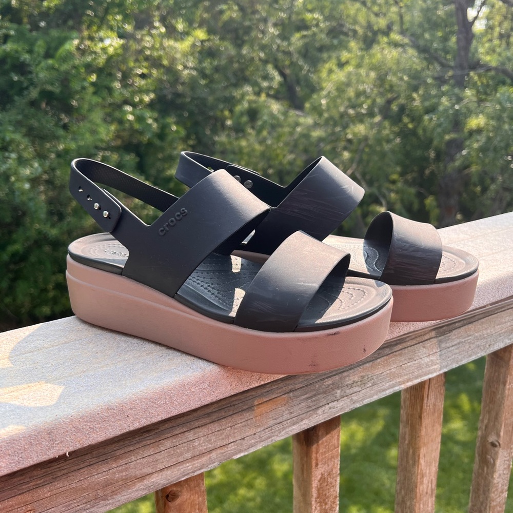 CROCS Black & Brown Sandals with Adjustable Slingback - Picture 2 of 6